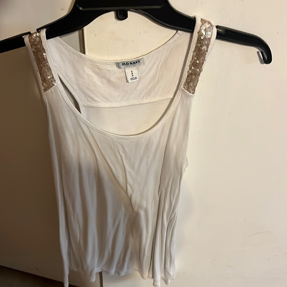 Small old navy tank top